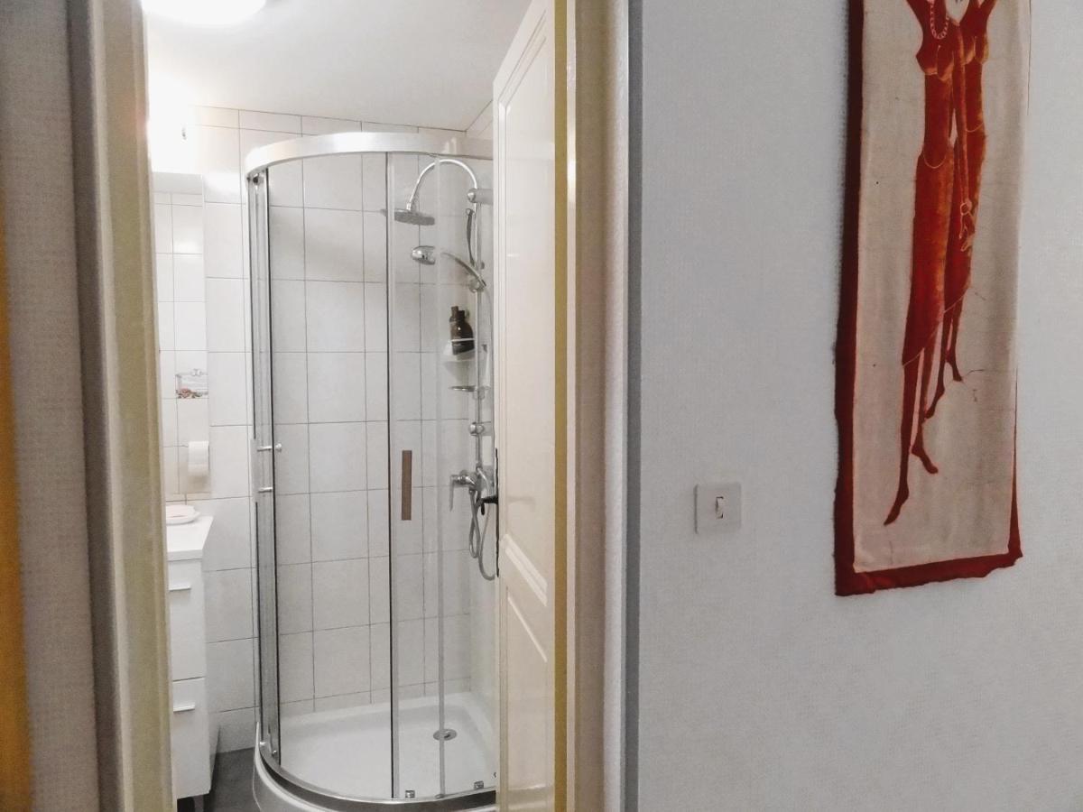 Chambre Independante Piscine, Parc, Cuisine... Brézilhac Zewnętrze zdjęcie